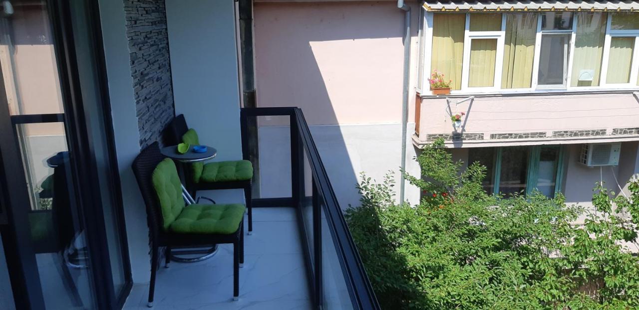 Appartement Apart Eric à Calafat Extérieur photo